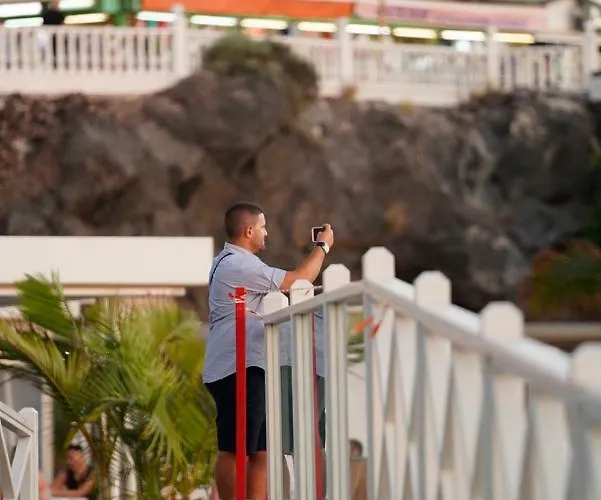 Comodoro Estudio Vista Mar Explotaciones Ravel *