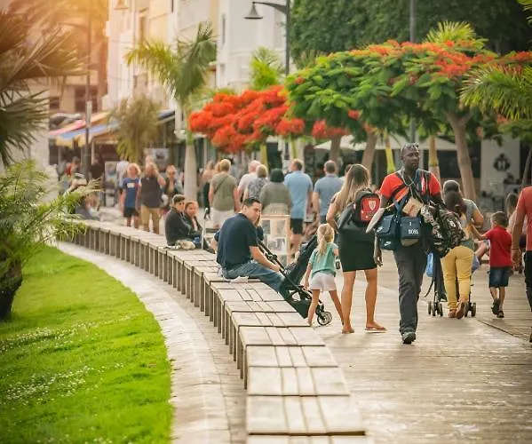 Comodoro Estudio Vista Mar Explotaciones Ravel Apartmán Arona (Tenerife)